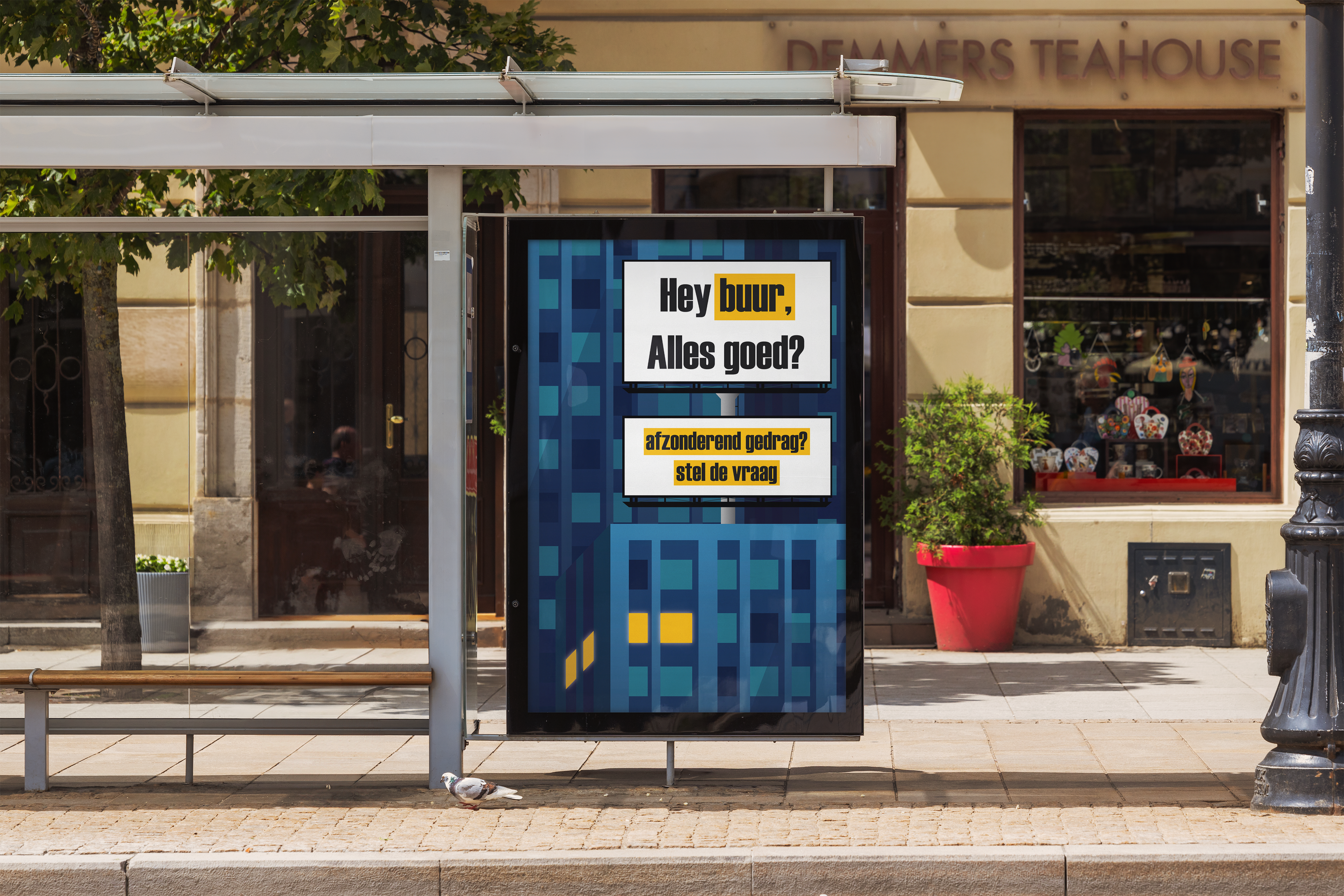 Campagne poster 'Hey Buur' in een bushokje